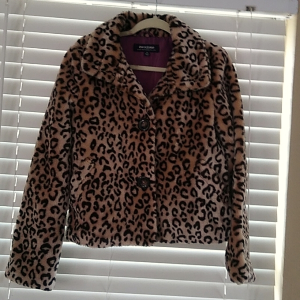 Cropped leopard print coat, size medium. Made by coffee shop.
